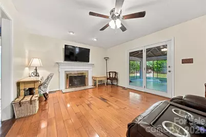 4131 Wandering Lane NE, Hickory, NC 28601 - Photo 7