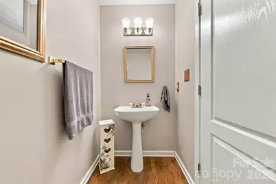 4131 Wandering Lane NE, Hickory, NC 28601 - Photo 31