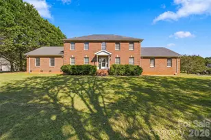 4131 Wandering Ln NE, Hickory, NC 28601 - Photo 1