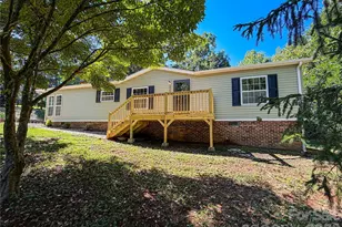 3363 Stony Brook Cir, Newton, NC 28658 - Photo 1
