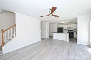 7310 Fig Ln, Charlotte, NC 28215 - Photo 3