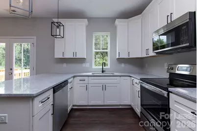 2915 Ross Avenue, Charlotte, NC 28208 - Photo 9