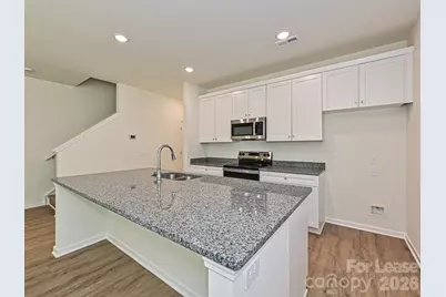 1725 E Cloaninger Avenue #B, Statesville, NC 28625 - Photo 9