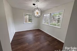 13 Laurel Pl Dr, Asheville, NC 28803 - Photo 15