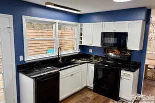 13 Laurel Pl Dr, Asheville, NC 28803 - Photo 9