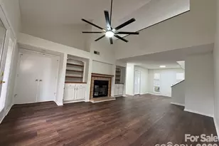 13 Laurel Pl Dr, Asheville, NC 28803 - Photo 11
