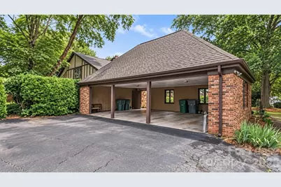 7014 Quail Hill Road, Charlotte, NC 28210 - Photo 3