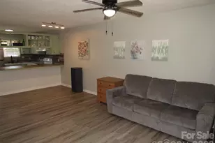 102 Brandywine Dr NE, Conover, NC 28613 - Photo 3