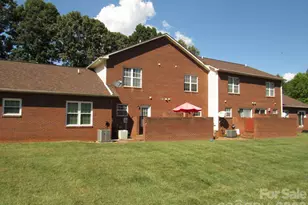 102 Brandywine Dr NE, Conover, NC 28613 - Photo 29