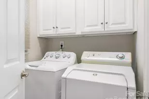 1105 Randolph Oaks Ct, Charlotte, NC 28211 - Photo 17