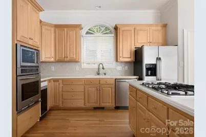1105 Randolph Oaks Court, Charlotte, NC 28211 - Photo 9