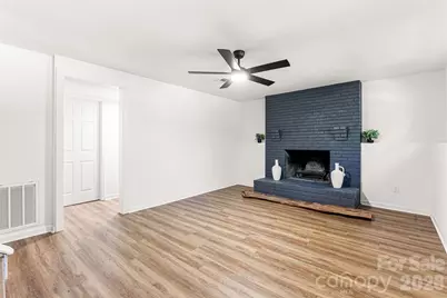 8424 Othello Place, Charlotte, NC 28227 - Photo 13