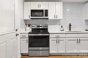 8424 Othello Pl, Charlotte, NC 28227 - Photo 9