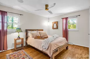 21 Sleepy Hollow Dr, Asheville, NC 28805 - Photo 25