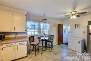 6362 Sherrills Ford Rd, Catawba, NC 28609 - Photo 9
