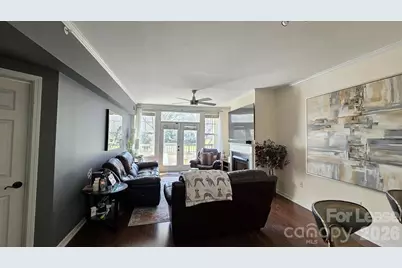 405 W 7th Street, Charlotte, NC 28202 - Photo 9