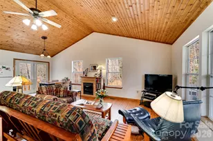33 E H Bailey Rd, Bryson City, NC 28713 - Photo 9