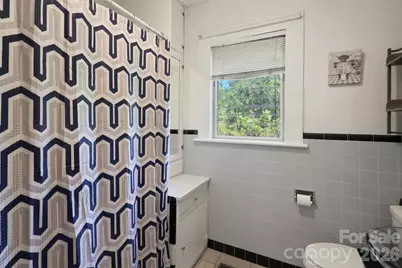 512 1st Street W, Conover, NC 28613 - Photo 29