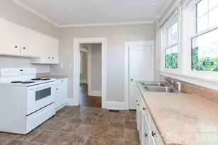 16 Gracelyn Rd, Asheville, NC 28804 - Photo 3
