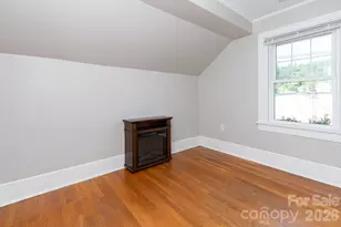 16 Gracelyn Rd, Asheville, NC 28804 - Photo 5