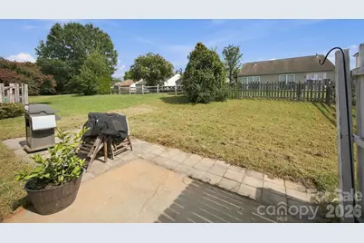 7422 Stone Mountain Court, Charlotte, NC 28262 - Photo 27