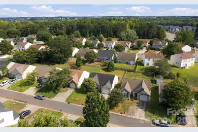 7422 Stone Mountain Court, Charlotte, NC 28262 - Photo 5