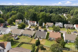 7422 Stone Mountain Ct, Charlotte, NC 28262 - Photo 33