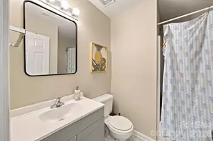 7422 Stone Mountain Ct, Charlotte, NC 28262 - Photo 23