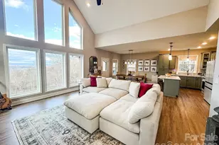 71 View Ridge Pkwy, Leicester, NC 28748 - Photo 5