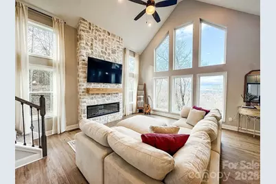 71 View Ridge Parkway, Leicester, NC 28748 - Photo 3