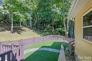 100 Loafer Ln, Waynesville, NC 28785 - Photo 11