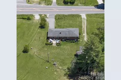3162 Morganton Boulevard SW, Lenoir, NC 28645 - Photo 13