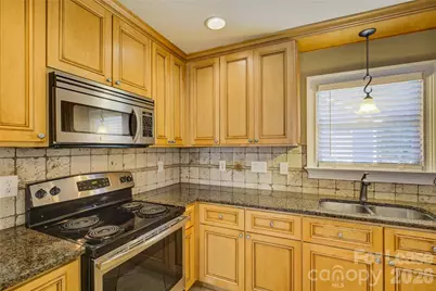 448 N Summit Avenue, Charlotte, NC 28216 - Photo 15