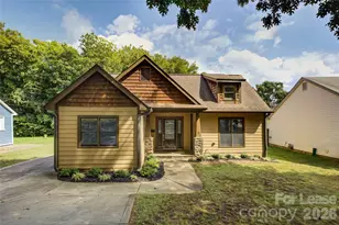 448 N Summit Ave, Charlotte, NC 28216 - Photo 1