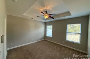6325 Cory Bret Ln, Charlotte, NC 28278 - Photo 9