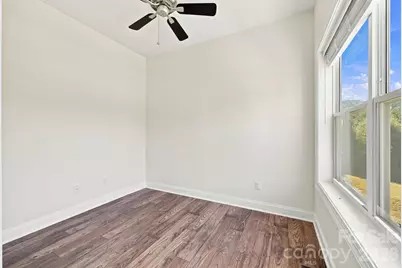 68 Rock View Court, Hendersonville, NC 28739 - Photo 17
