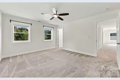 68 Rock View Court, Hendersonville, NC 28739 - Photo 25