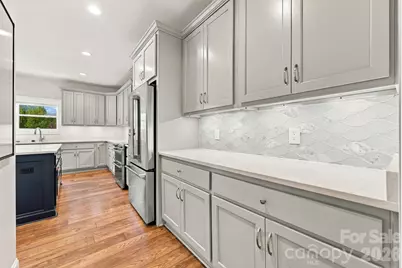 68 Rock View Court, Hendersonville, NC 28739 - Photo 5