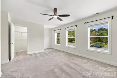 68 Rock View Court, Hendersonville, NC 28739 - Photo 21