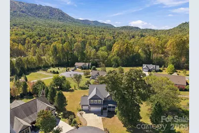 68 Rock View Court, Hendersonville, NC 28739 - Photo 45