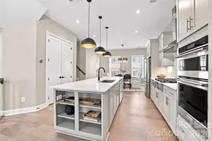 5026 Harrowsmith Ln, Charlotte, NC 28204 - Photo 13
