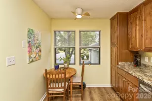 3001 St Augustine Pl, Asheville, NC 28805 - Photo 13