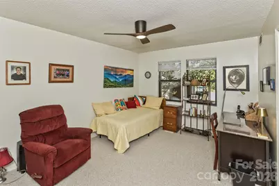 3001 Saint Augustine Place #AA1, Asheville, NC 28805 - Photo 23