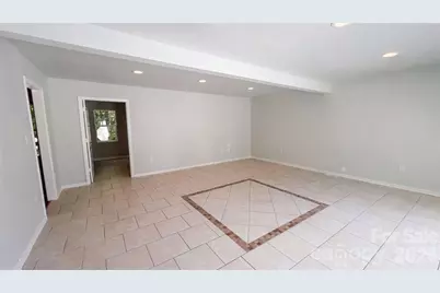6226 Dumont Lane, Charlotte, NC 28269 - Photo 19