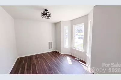 6226 Dumont Lane, Charlotte, NC 28269 - Photo 7