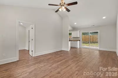 214 W 3rd Street, Kershaw, SC 29067 - Photo 9