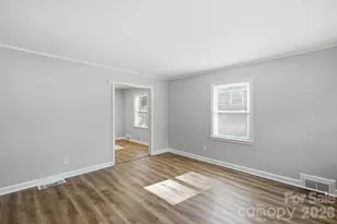 4400 Welling Ave, Charlotte, NC 28208 - Photo 11