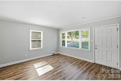 4400 Welling Avenue, Charlotte, NC 28208 - Photo 9