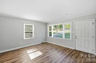 4400 Welling Ave, Charlotte, NC 28208 - Photo 9