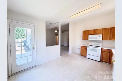 10215 Orchard Grass Court, Charlotte, NC 28278 - Photo 9